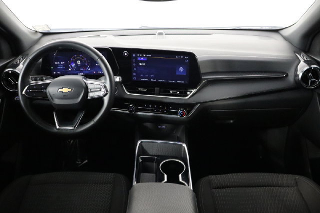 Used 2025 Chevrolet Equinox LT FWD image 13