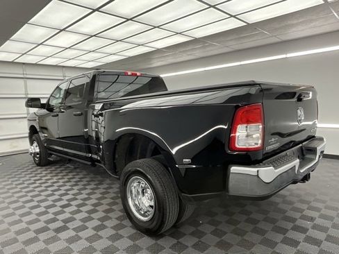 Used 2022 RAM 3500 Big Horn w/ Cold Weather Group image 20