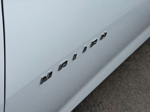 Used 2023 Chevrolet Malibu LT FWD image 24