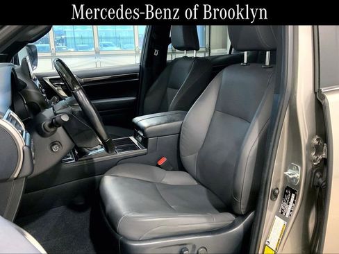 Used 2023 Lexus GX 460 Premium image 7