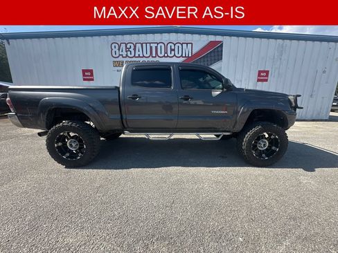 Used 2012 Toyota Tacoma 4x4 Double Cab w/ SR5 Pkg image 5