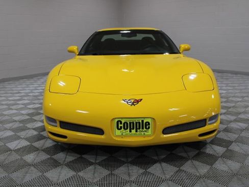 Used 2002 Chevrolet Corvette Z06 w/ Memory Pkg RWD image 4