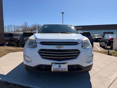 Used 2017 Chevrolet Equinox LT w/ Convenience Package image 8