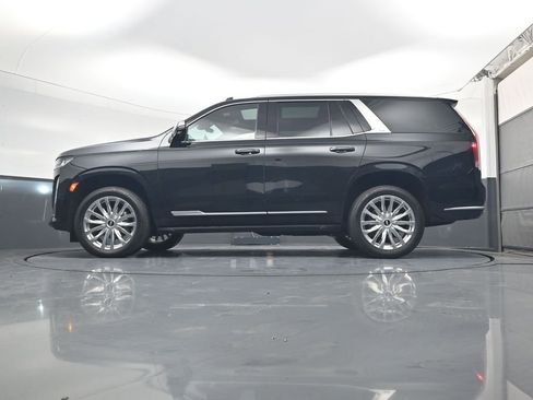 Used 2024 Cadillac Escalade Premium Luxury image 23