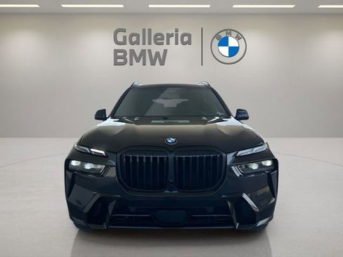 Certified 2024 BMW X7 xDrive40i w/ M Sport Package image 2