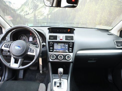 Used 2017 Subaru Crosstrek 2.0i Premium AWD/4WD image 18