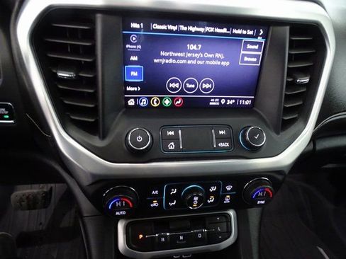 Used 2021 GMC Acadia SLE w/ Driver Convenience Package image 14