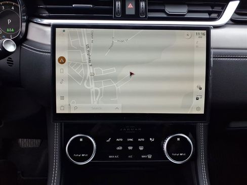 New 2026 Jaguar F-PACE R-Dynamic S image 12