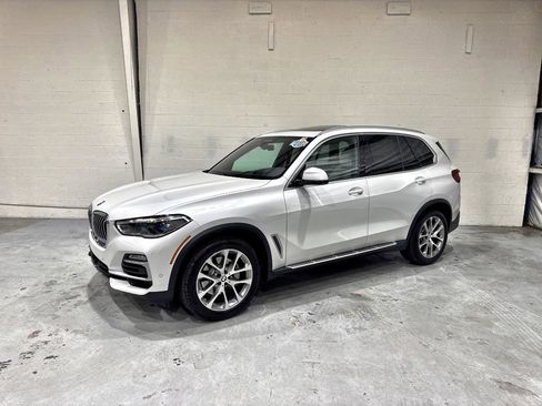 Used 2019 BMW X5 xDrive40i w/ Executive Package AWD/4WD image 19