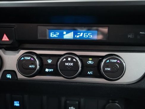 Used 2023 Toyota Tacoma SR AWD/4WD image 37