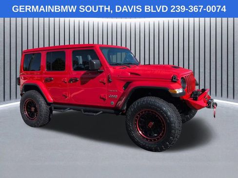 Used 2023 Jeep Wrangler Unlimited Sahara AWD/4WD image 3