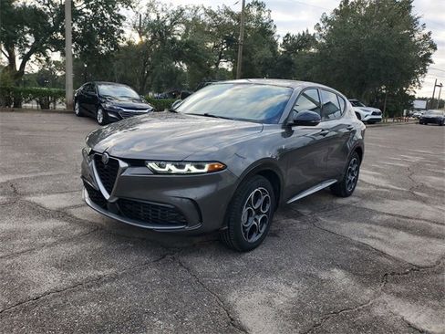 Used 2024 Alfa Romeo Tonale Ti w/ Active Assist Package image 4