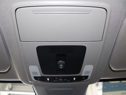 Used 2024 Honda CR-V EX-L image 39