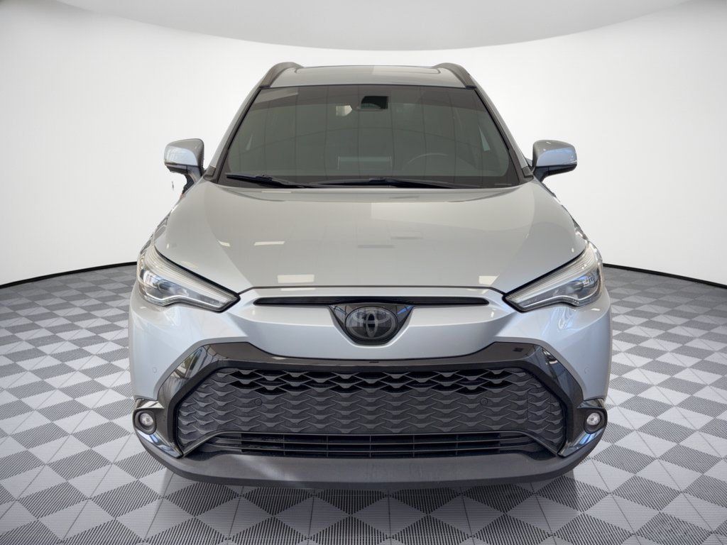Used 2024 Toyota Corolla Cross AWD Hybrid w/ Convenience Package image 6