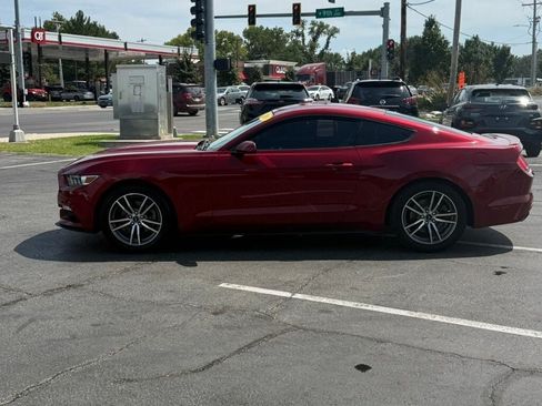 Used 2016 Ford Mustang Coupe RWD image 7