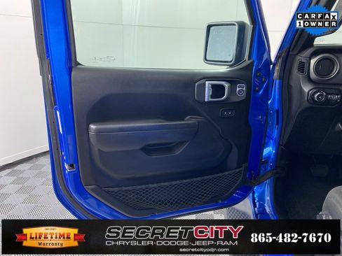 Used 2022 Jeep Wrangler Unlimited Sport image 12