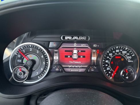 Used 2020 RAM 1500 Lone Star RWD image 15