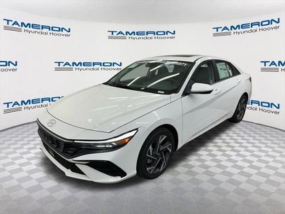 New 2025 Hyundai Elantra SEL