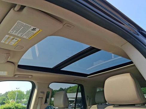 Used 2024 Ford Expedition Limited RWD image 17