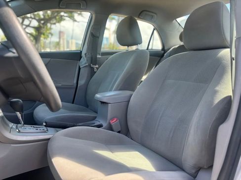 Used 2012 Toyota Corolla LE image 8