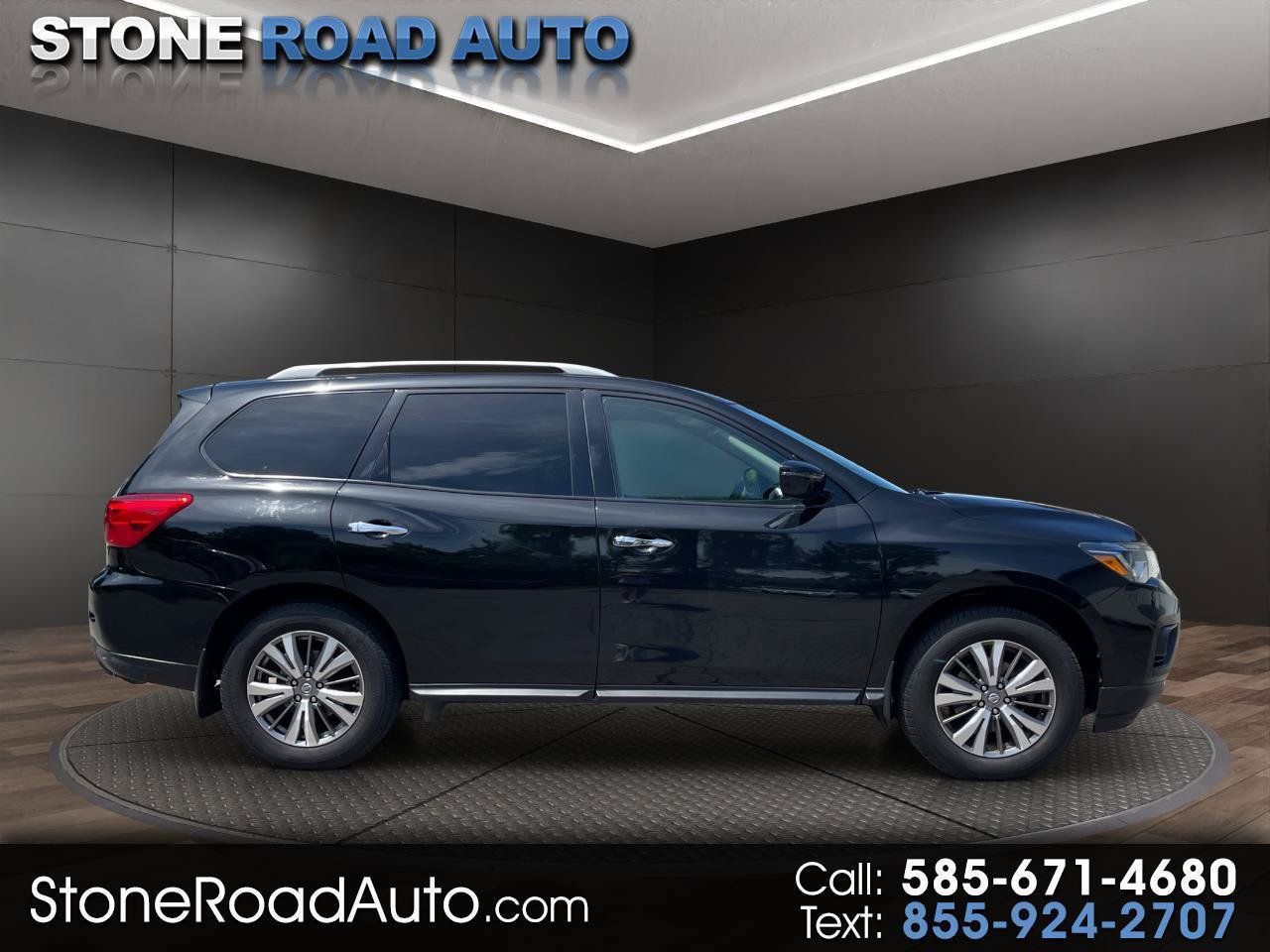 Used 2020 Nissan Pathfinder S AWD/4WD image 1