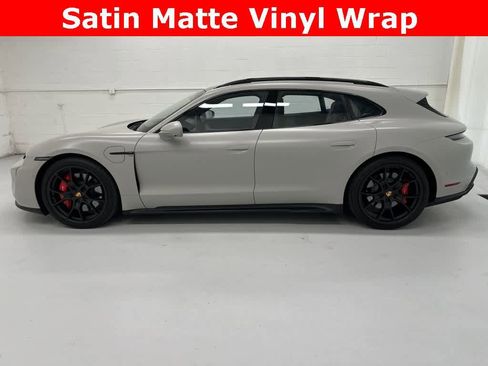 Used 2024 Porsche Taycan GTS image 3