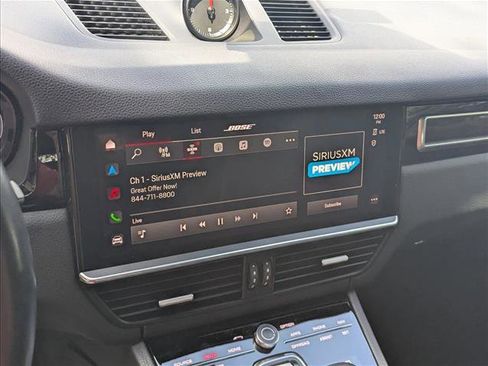 Used 2023 Porsche Cayenne image 6