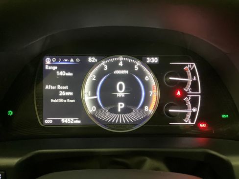 Used 2024 Lexus ES 350 w/ Premium Package image 18