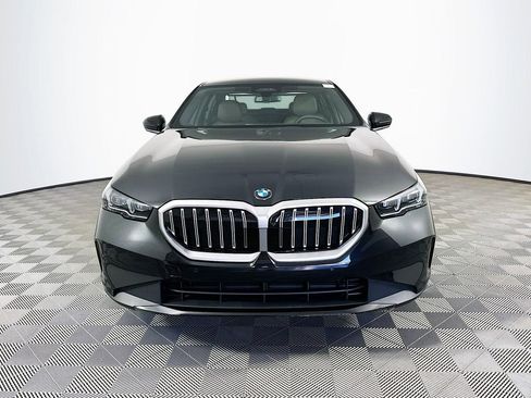 Used 2026 BMW 530i xDrive w/ Executive Package AWD/4WD image 3