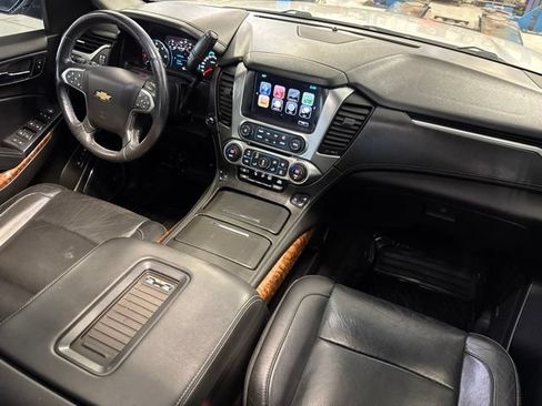 Used 2017 Chevrolet Suburban Premier AWD/4WD image 22