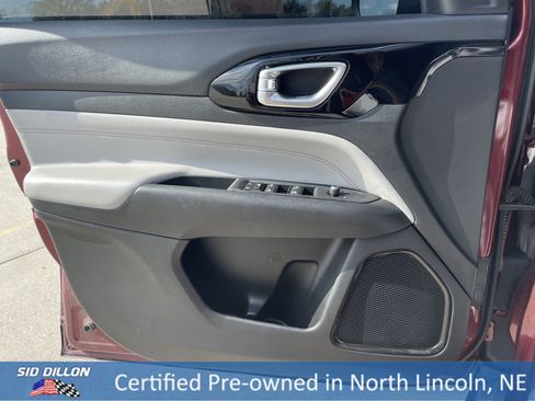 Used 2022 Jeep Compass Limited image 16