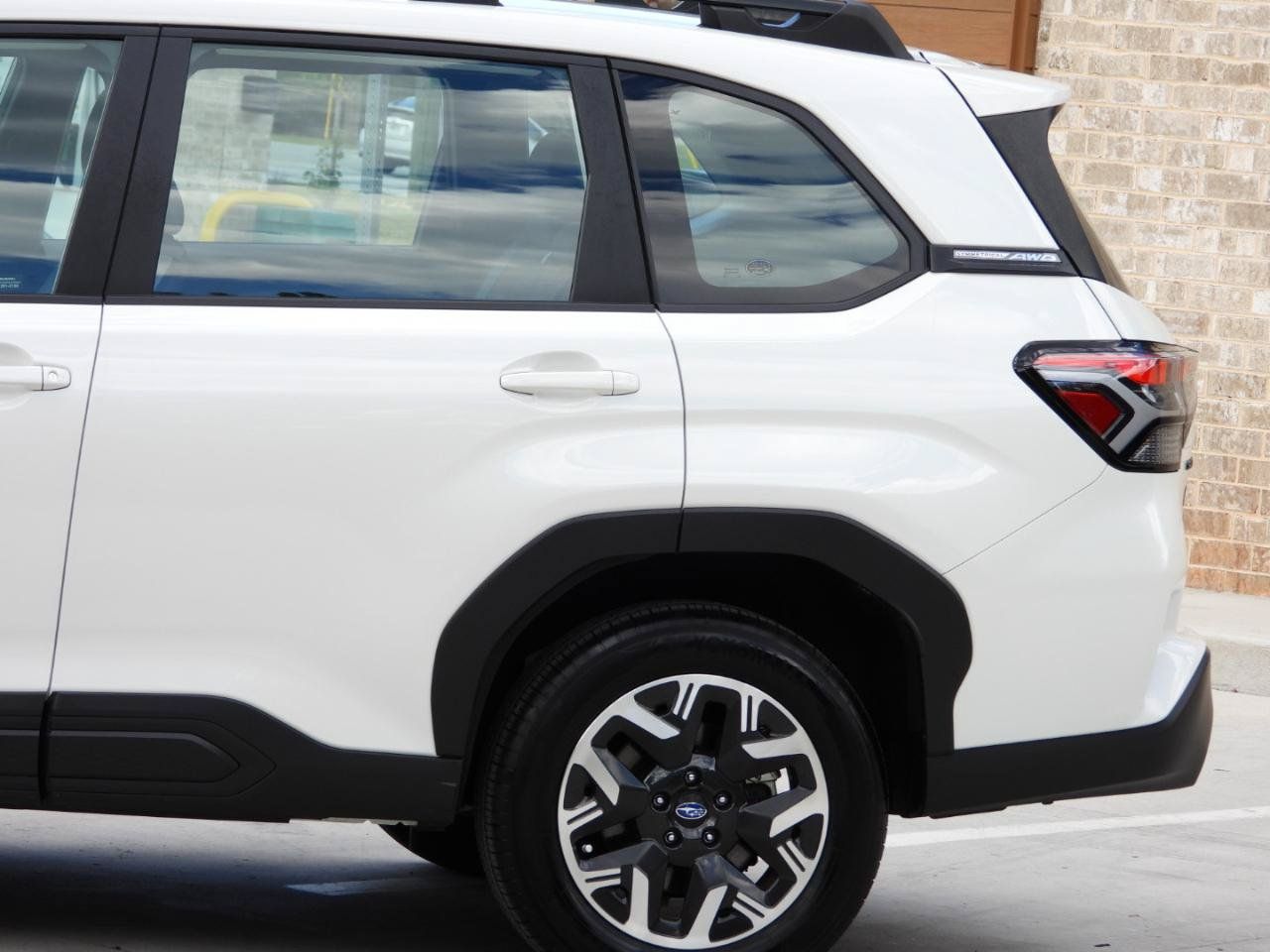 Used 2026 Subaru Forester AWD/4WD image 27
