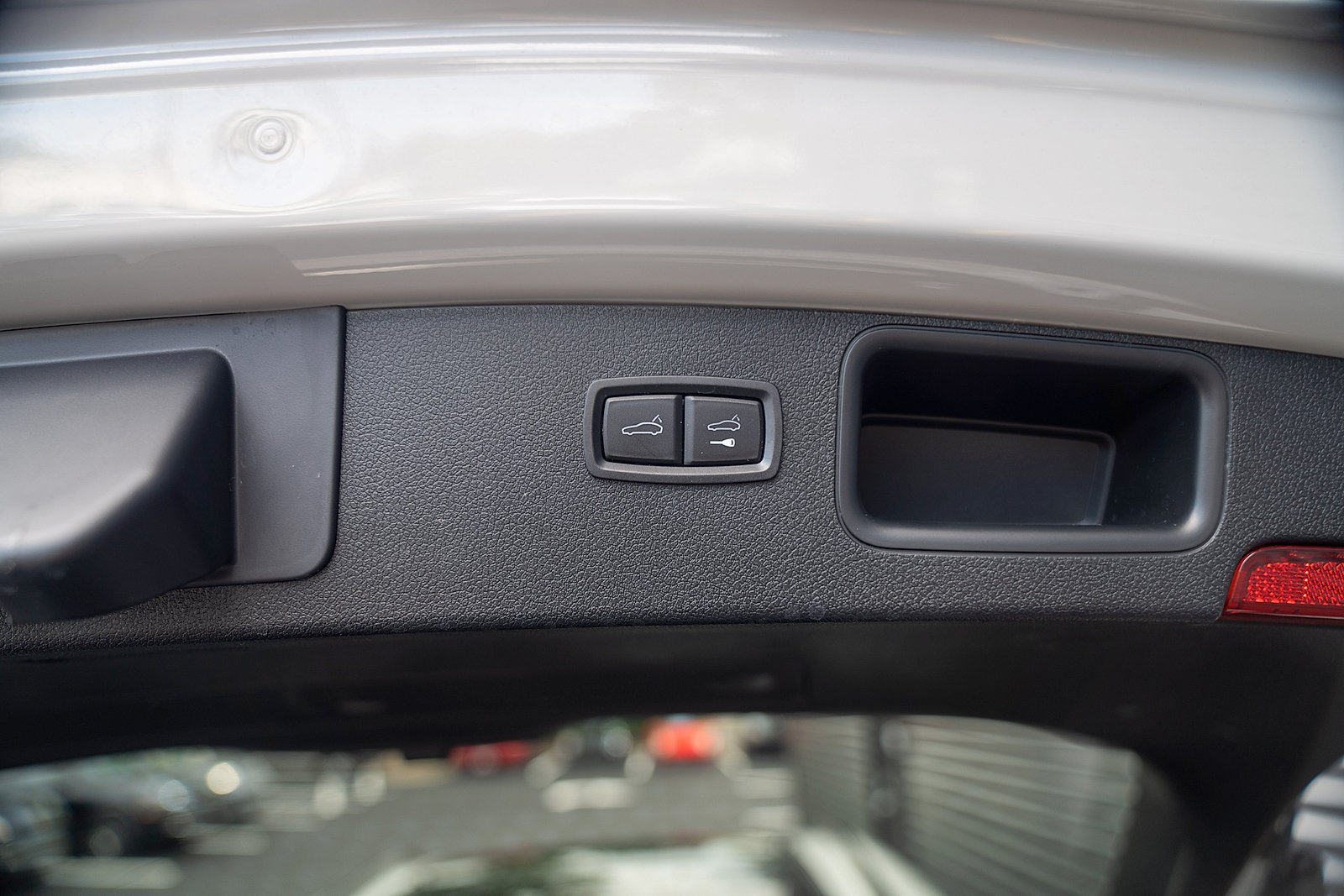Used 2026 Porsche Macan AWD/4WD image 22