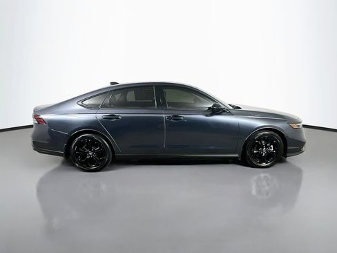 Used 2025 Honda Accord SE image 7