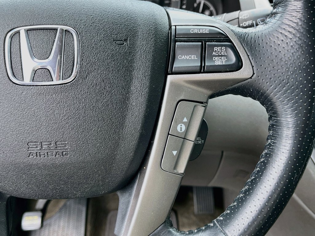 Used 2016 Honda Odyssey Touring image 19