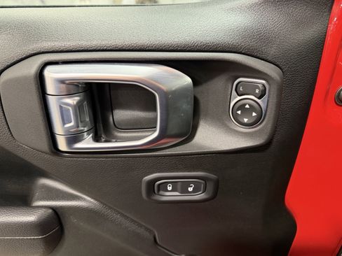 Used 2022 Jeep Wrangler Unlimited Sport image 16