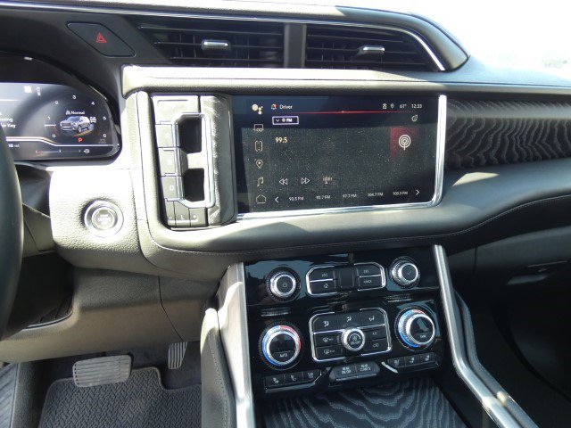Used 2023 GMC Yukon XL Denali AWD/4WD image 14