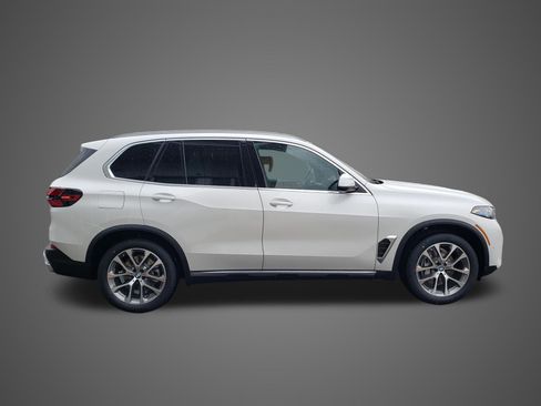 New 2026 BMW X5 xDrive40i image 4