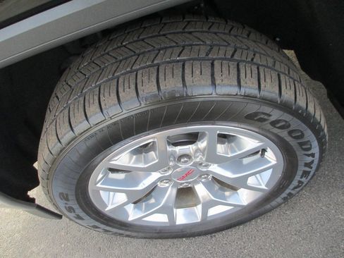 Used 2016 GMC Sierra 1500 SLT w/ SLT Premium Package image 13