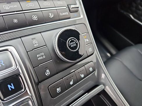 Used 2023 Hyundai Santa Fe Limited w/ Cargo Package image 25