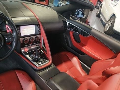 Used 2014 Jaguar F-TYPE Convertible image 13