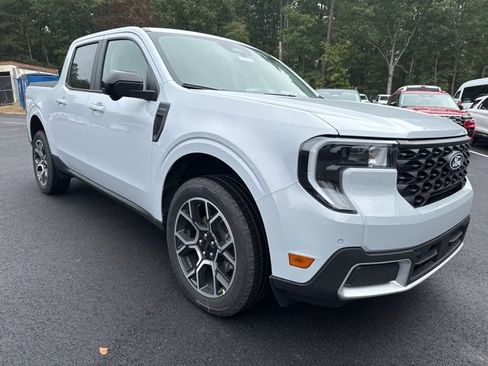 New 2025 Ford Maverick Lariat w/ 4K Tow Package image 7