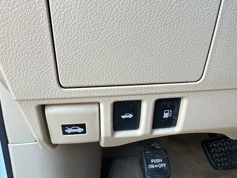 Used 2013 Lexus ES 350 ES 350 Sedan 4D image 36