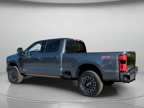 New 2026 Ford F350 Platinum w/ FX4 Off-Road Package image 18