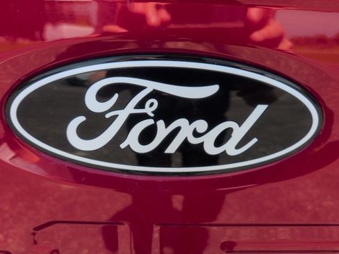 Used 2025 Ford F150 XLT w/ Equipment Group 302A MID AWD/4WD image 38