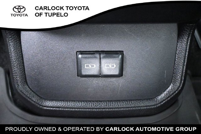 Used 2024 Toyota Highlander XSE FWD image 18