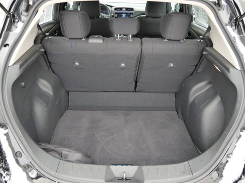 Used 2024 Nissan Leaf S image 18