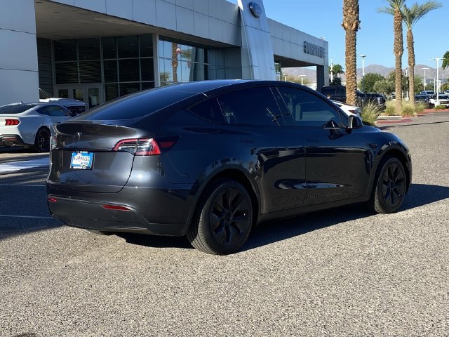 Used 2025 Tesla Model Y Long Range RWD image 7