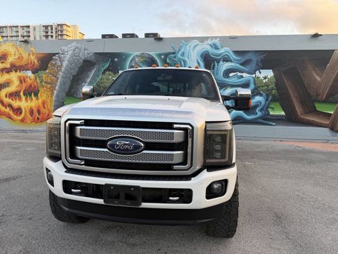Used 2015 Ford F350 Platinum w/ Platinum Package image 4