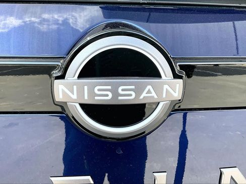 New 2026 Nissan Pathfinder SL FWD image 15